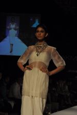 Model walk the ramp for House of Chic show at LFW 2013 Day 5 in Grand Haytt, Mumbai on 27th Aug 2013  (65).JPG